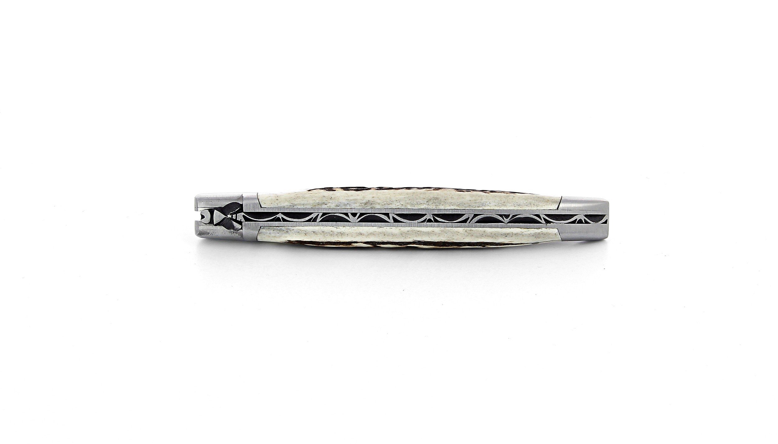 Laguiole pliant 13cm, manche en bois de cerf, mitres inox brossées