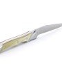 Laguiole Tribal pliant 10 cm, platines lisses, manche en corne de vache Aubrac, mitres inox brossées