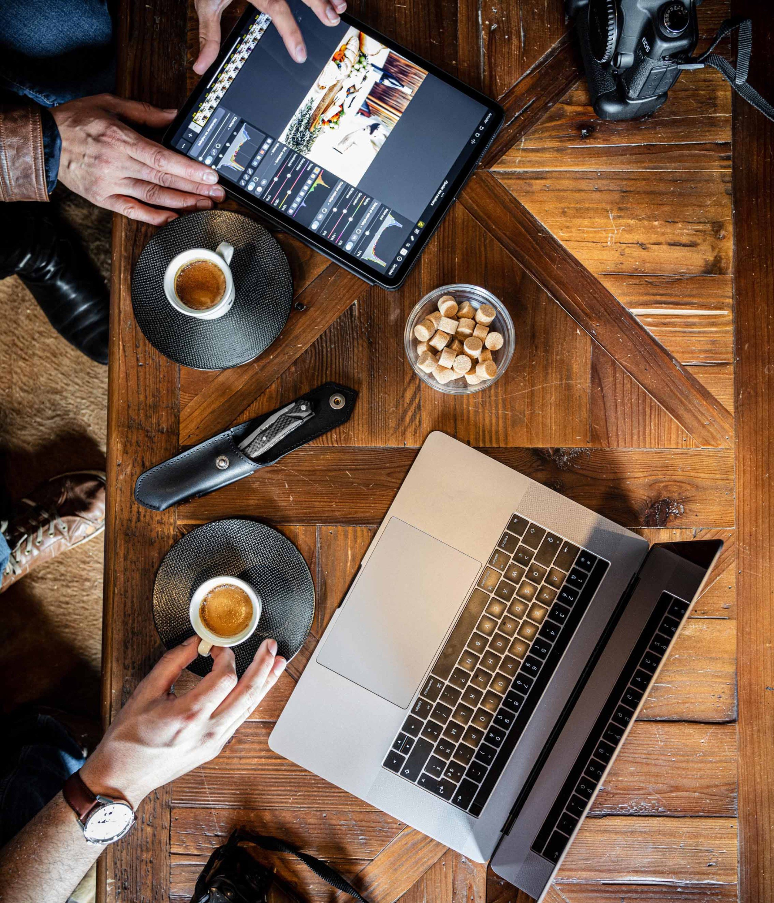Etui en cuir doublé noir, pour couteau Laguiole avec manche de 11 cm et 12 cm
