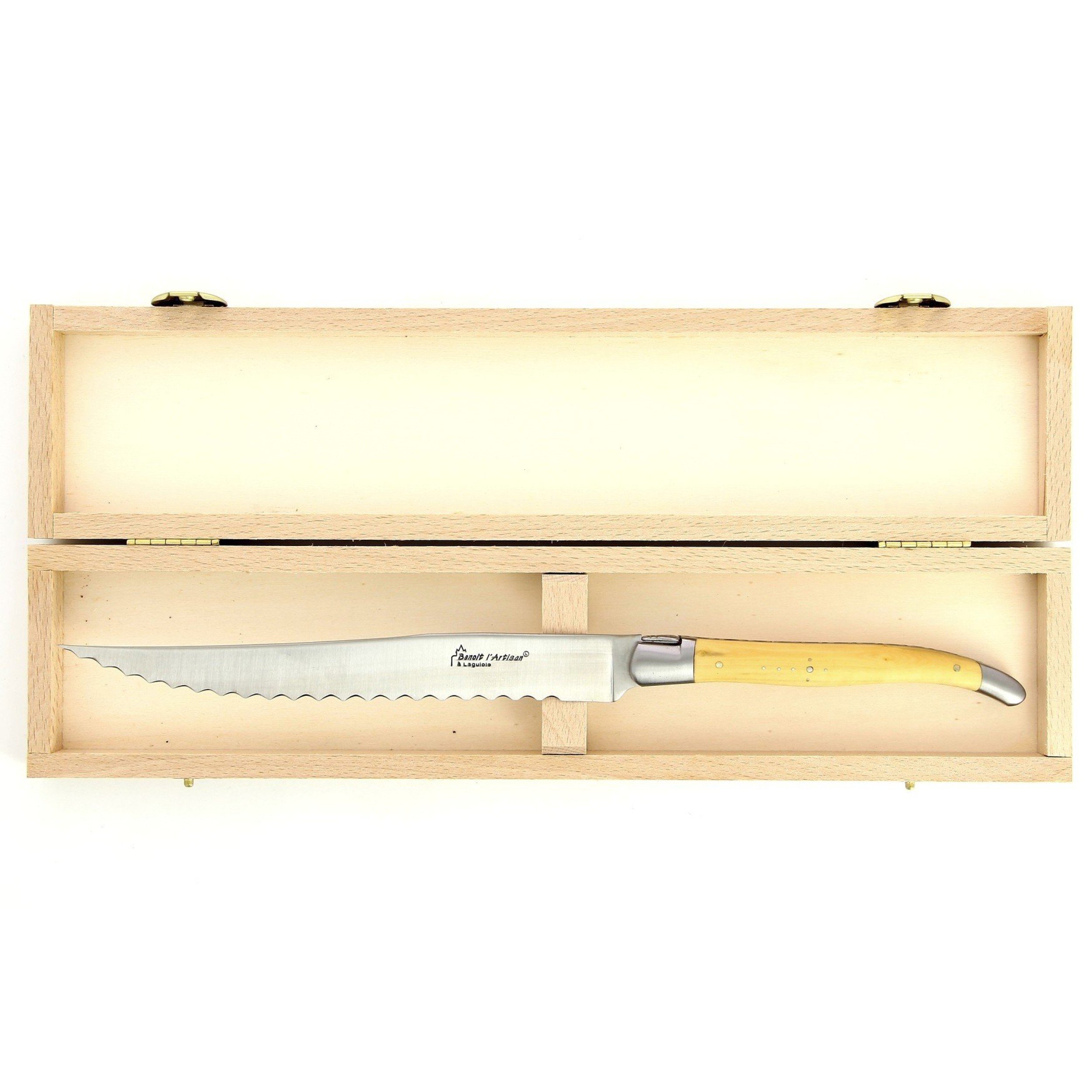 Couteau à pain de Laguiole, manche en buis, mitres inox brossées