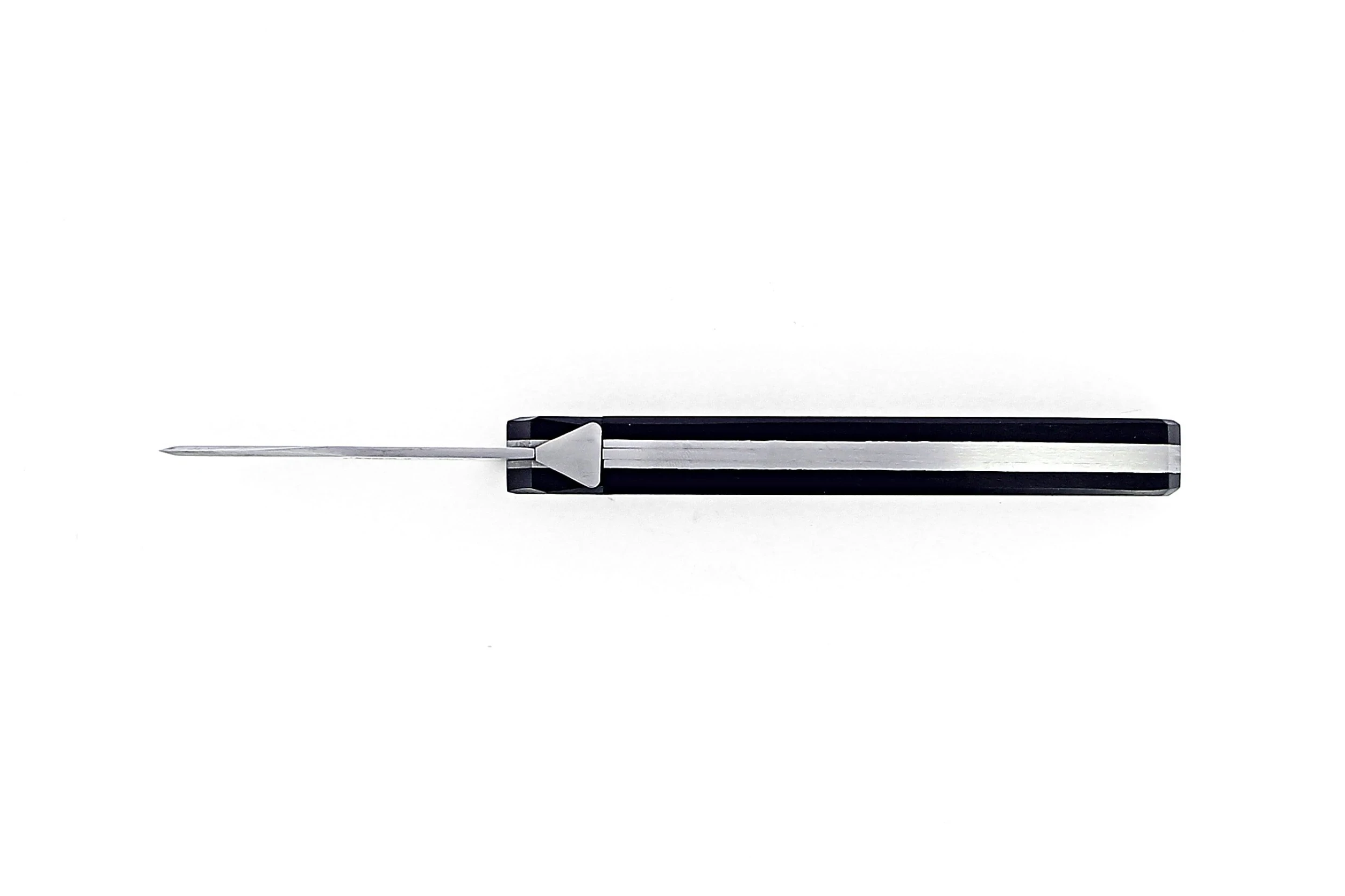 Couteau à huitre de Laguiole Tribal, plein manche en ébène, platines inox