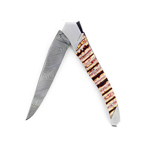 Laguiole Tribal 12 cm Abeille Forgée manche en molaire de mammouth et deux mitres inox platines guillochées lame damas INOX