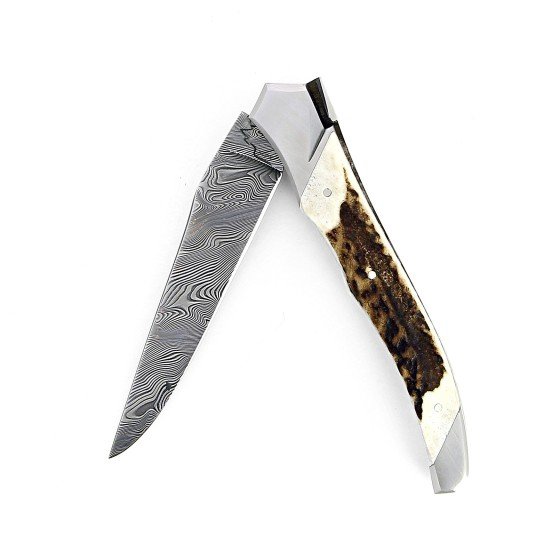 Laguiole Tribal 12 cm Abeille Forgée manche en bois de cerf et deux mitres inox platines guillochées lame damas inox