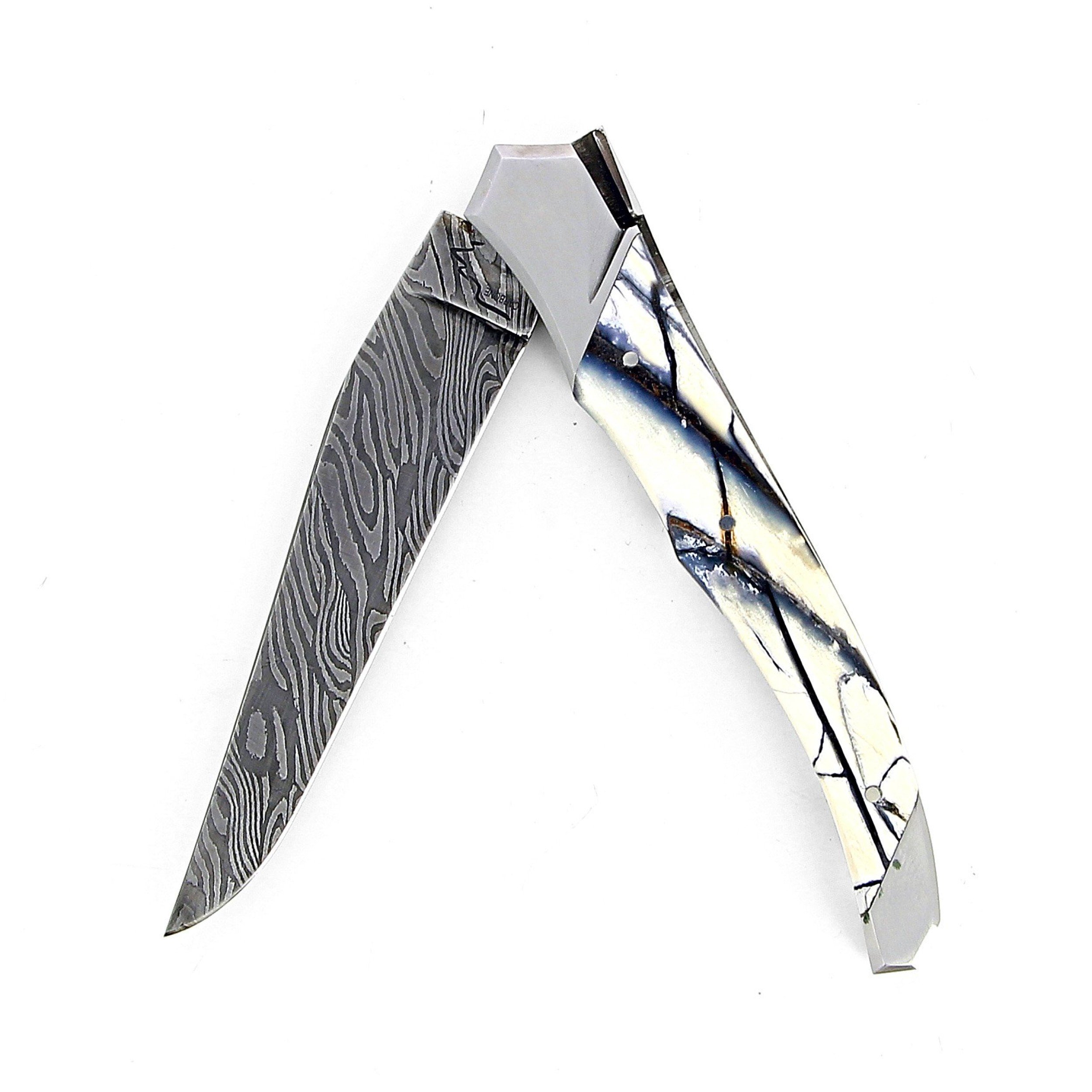 Laguiole Tribal 12 cm Abeille Forgée manche en pulpe de mammouth et deux mitres inox platines guillochées lame damas carbone
