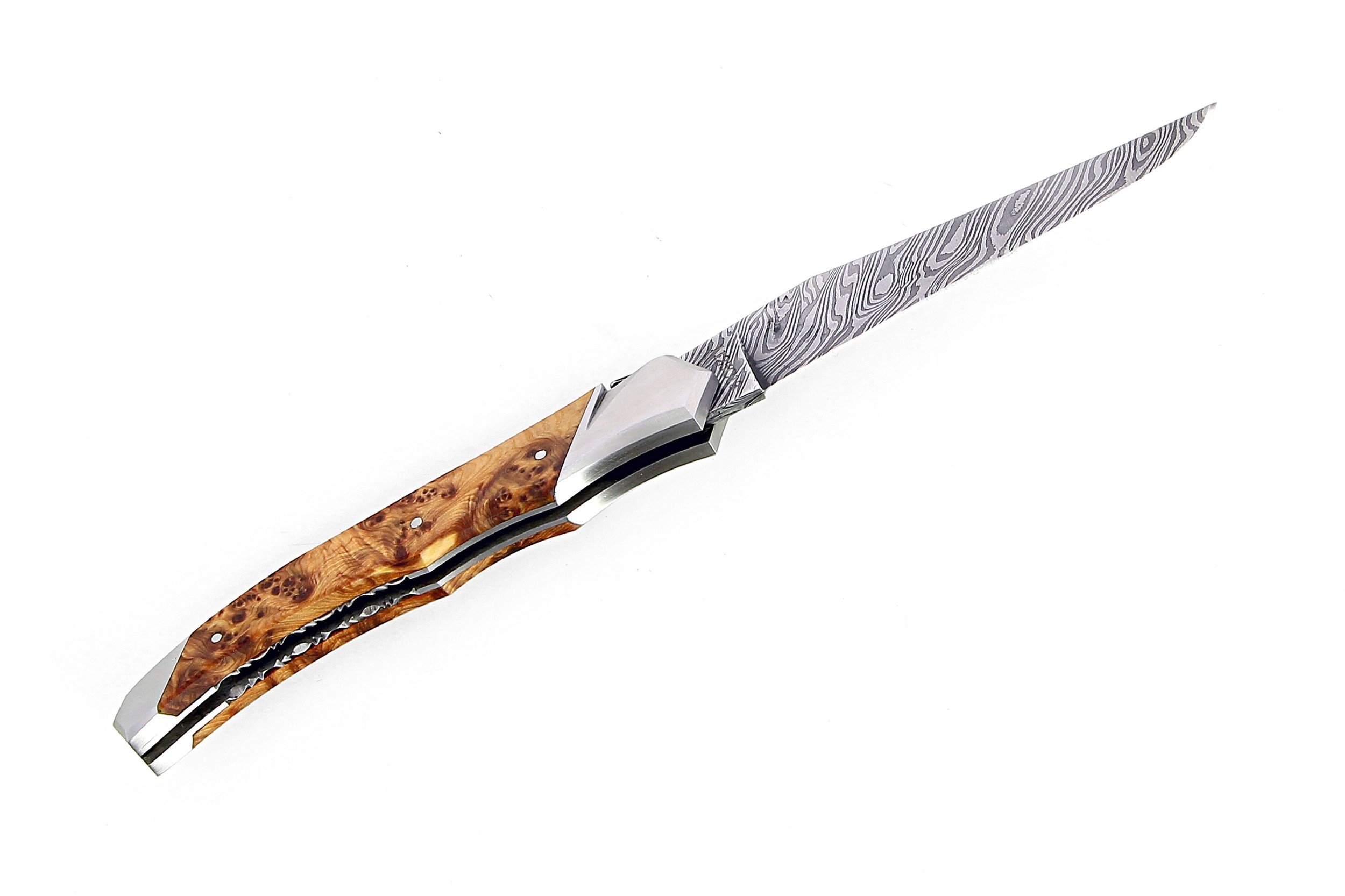 Laguiole Tribal pliant 12 cm, platines guillochées, manche en genévrier, mitres inox brossées