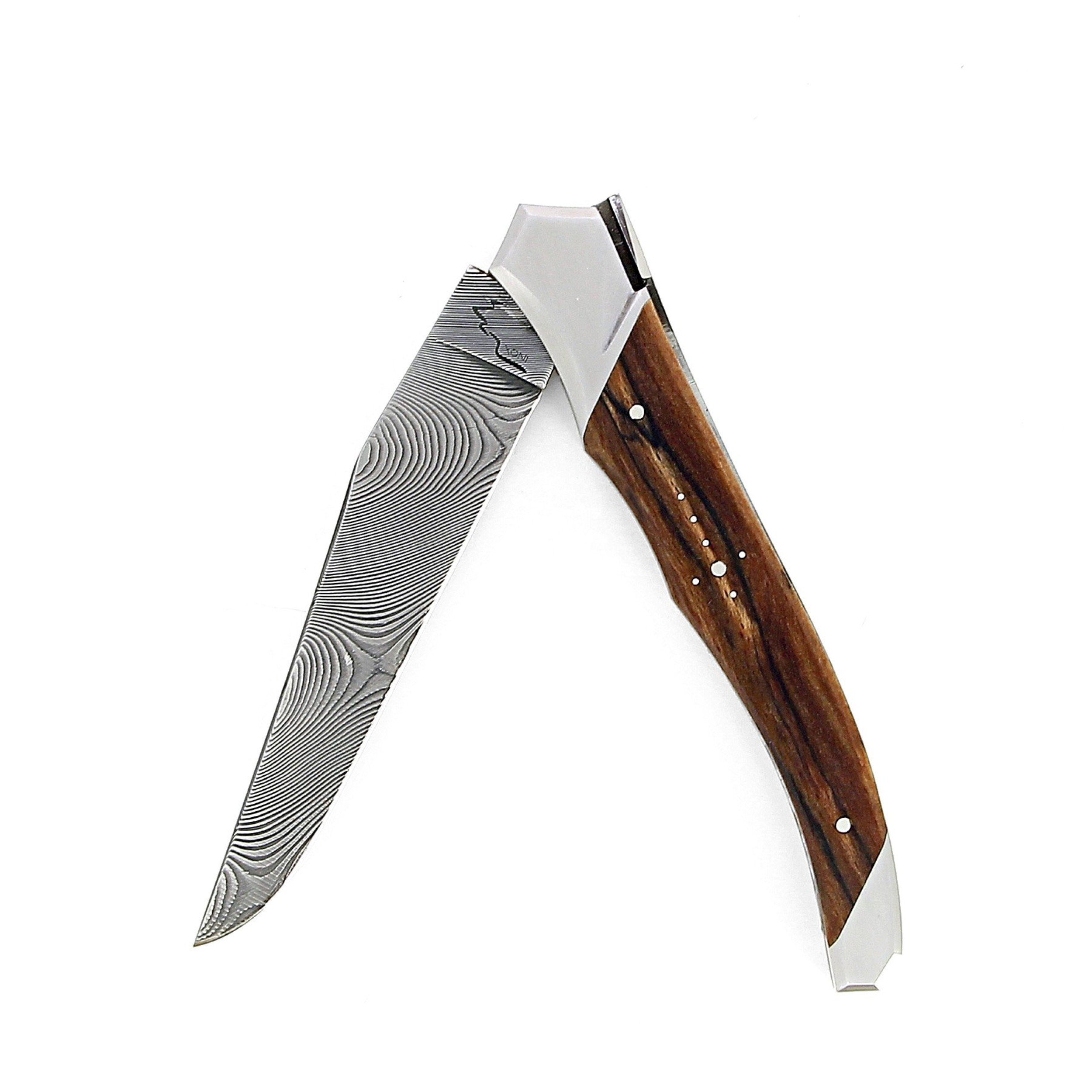 Couteau Laguiole Tribal avec manche en hêtre de l'aubrac et lame damas inox