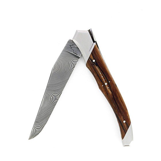 Couteau Laguiole Tribal avec manche en hêtre de l'aubrac et lame damas inox