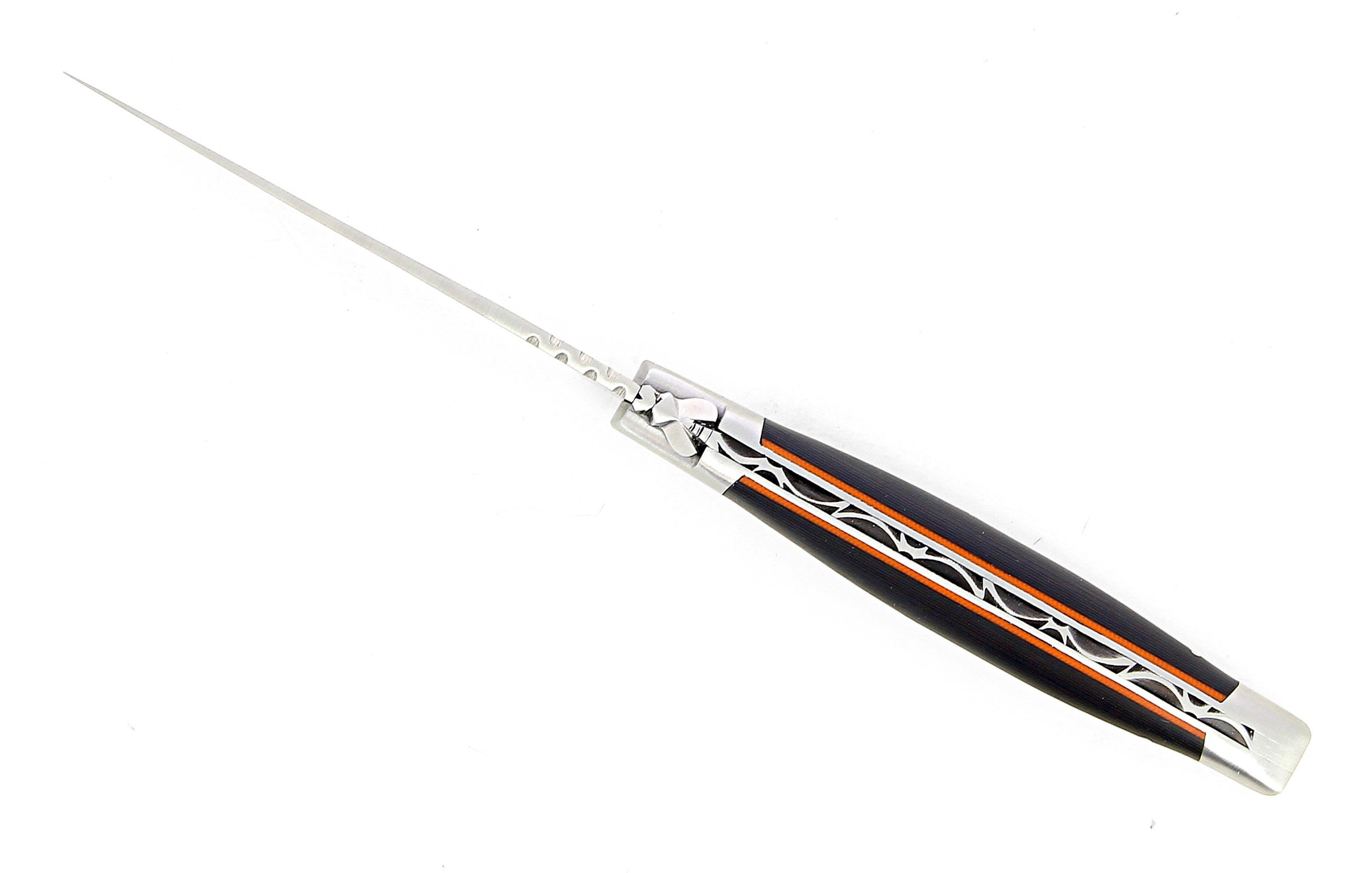 Laguiole pliant 12cm, manche en fibre de carbone, intercalaires orange, mitres inox brossées