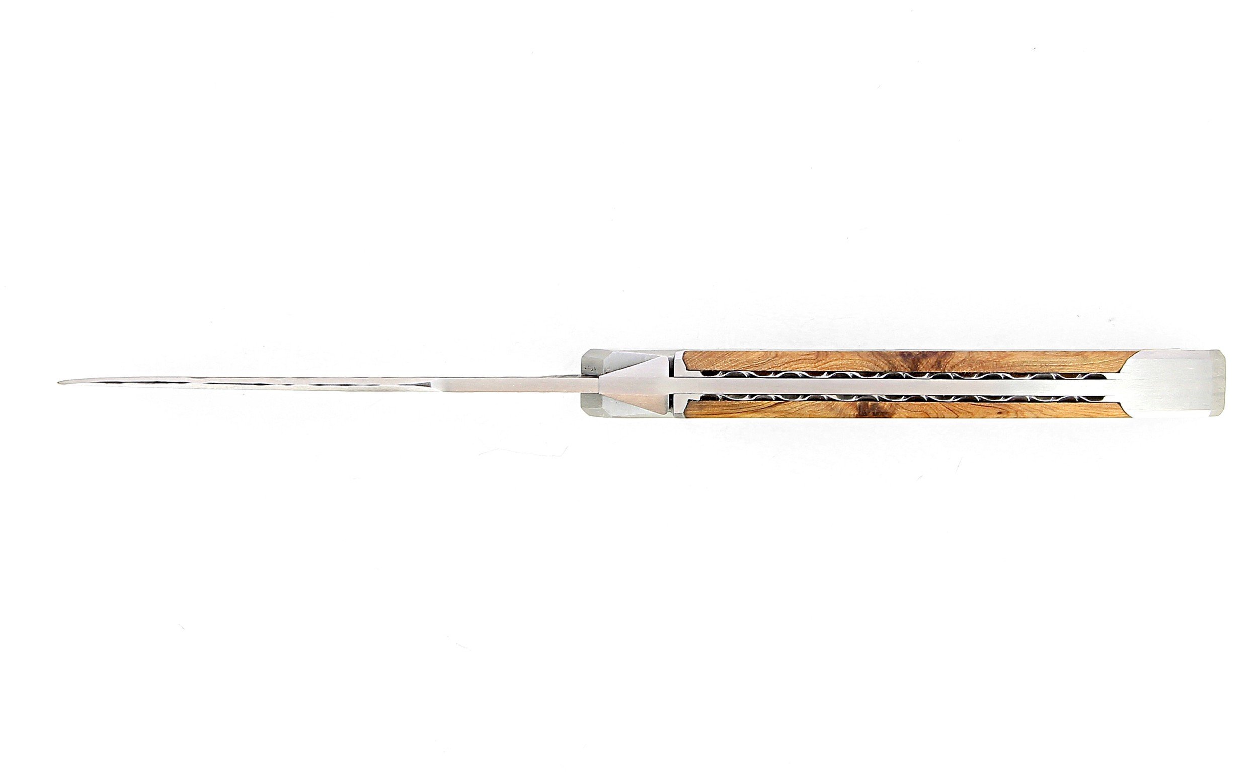 Laguiole Tribal 12 cm Abeille Forgée manche en bois de cade et deux mitres inox platines guillochées lame brut de forge 12C27