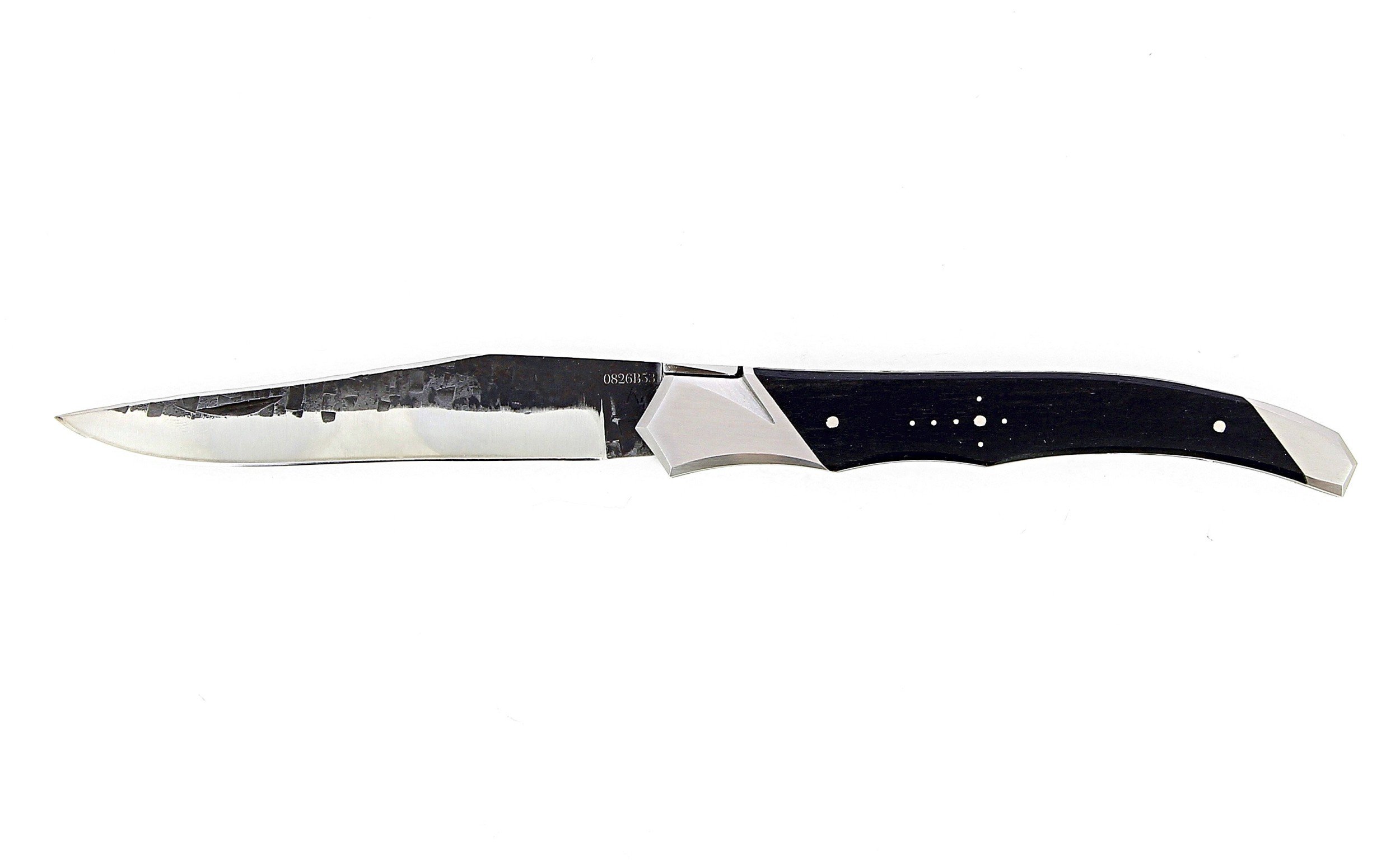 Laguiole Tribal 12 cm Abeille Forgée manche en bois ébène et deux mitres inox platines guillochées lame brute de forge 12c27