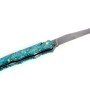 Laguiole Tribal 12 cm Abeille Forgée plein manche en erable negundo turquoise, platines guillochées et lame damas inox