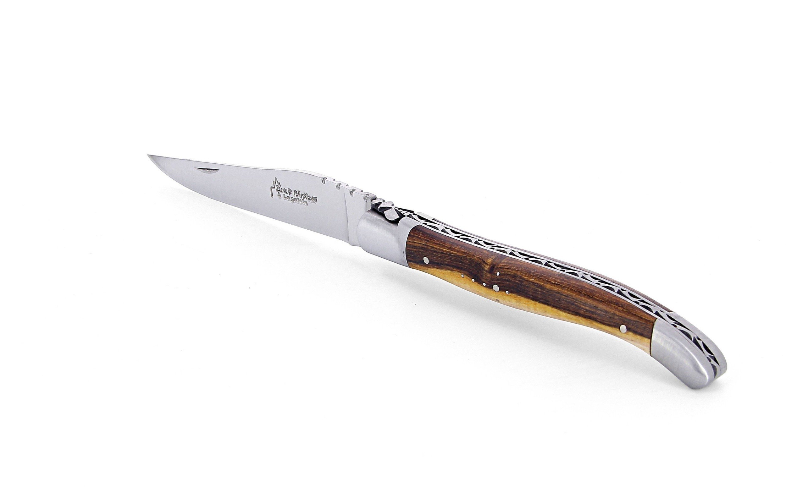 Laguiole pliant 12cm, manche en pistachier, mitres inox brossées