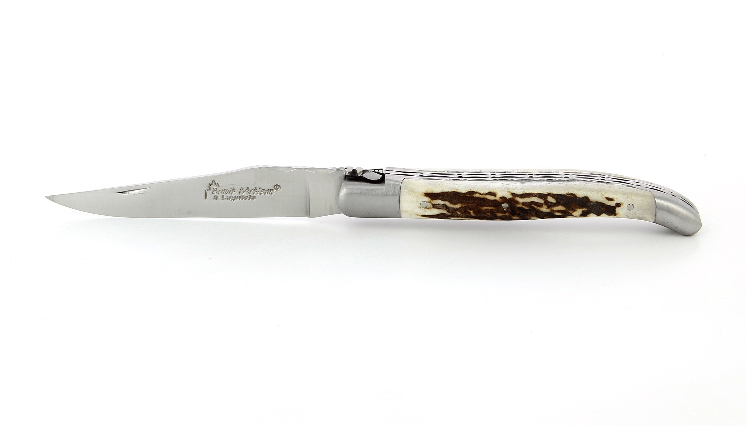 Laguiole pliant doubles platines, 12 cm, manche en bois de cerf, mitres inox brossées