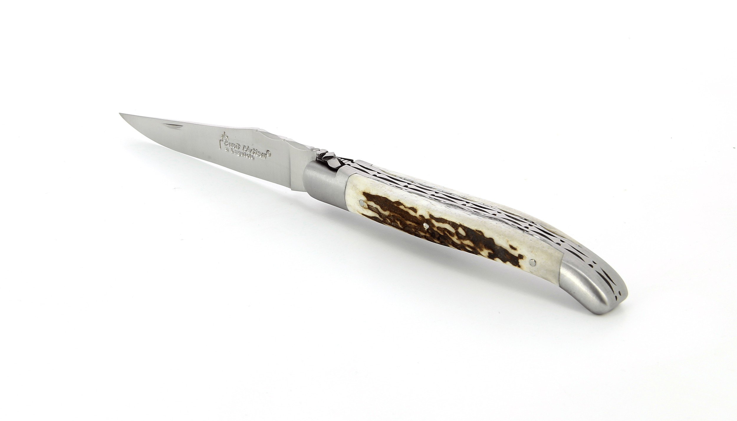 Laguiole pliant doubles platines, 12 cm, manche en bois de cerf, mitres inox brossées